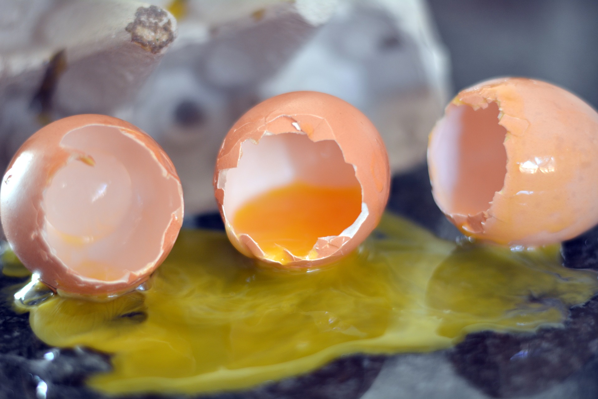 Appetizing eggs with natural pigmentation